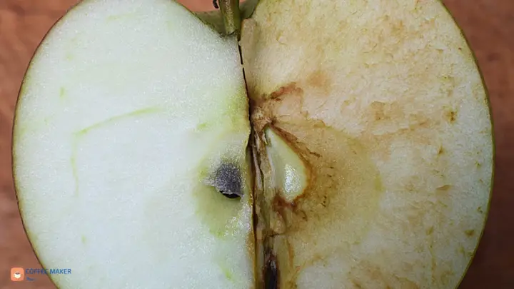 Oxidation of an apple in the open air